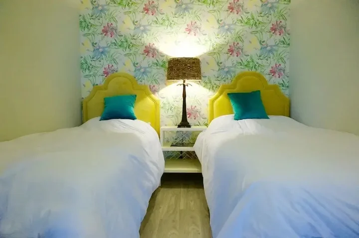 Паттайя: Baan Plai Haad Beachfront Condominium