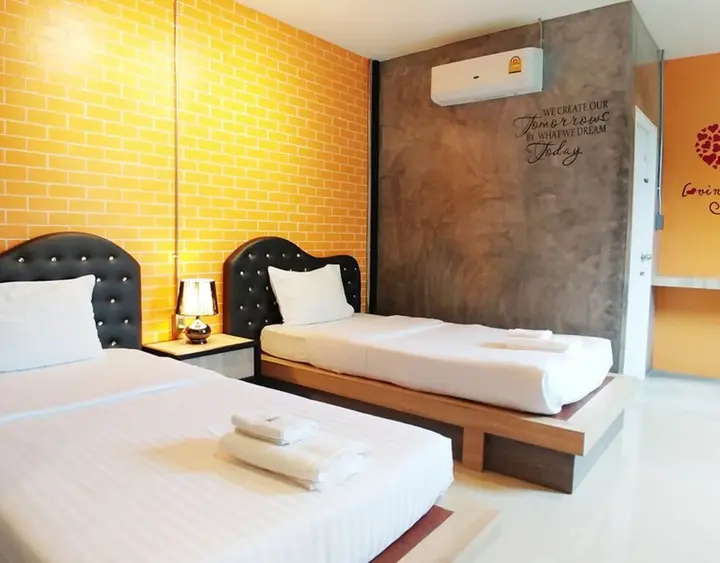 Накхонситхаммарат: Green House Neo-Resotel - Hostel