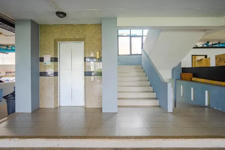 Муанг: AJ Residence