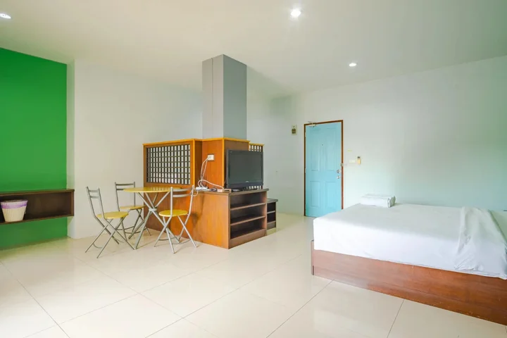 Муанг: AJ Residence