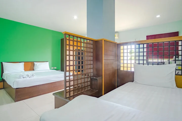 Муанг: AJ Residence