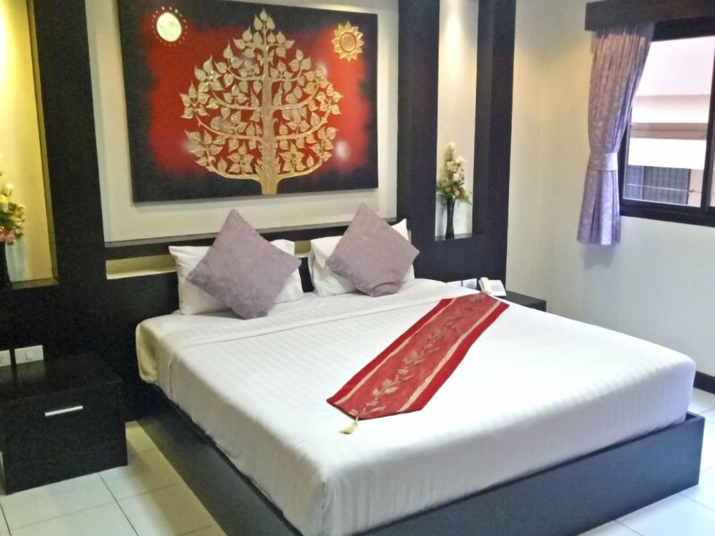 Паттайя: Zip Lounge & Apartments