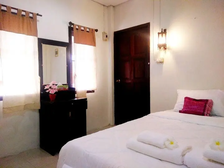 Паи: Anya House Pai