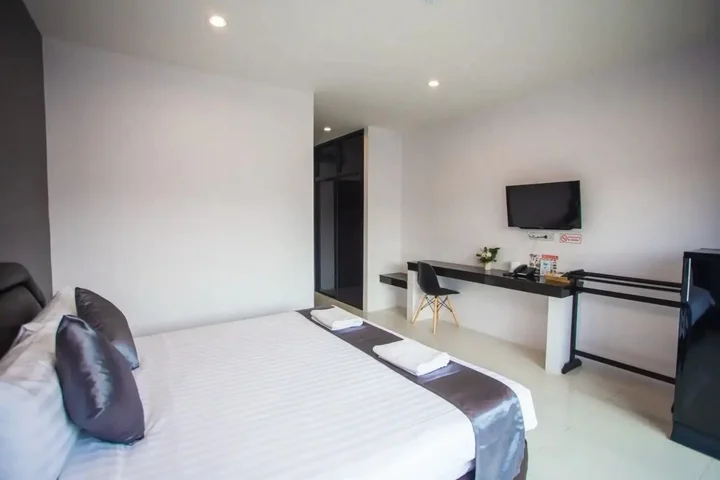 Пхитсанулок: The Bed Hotel