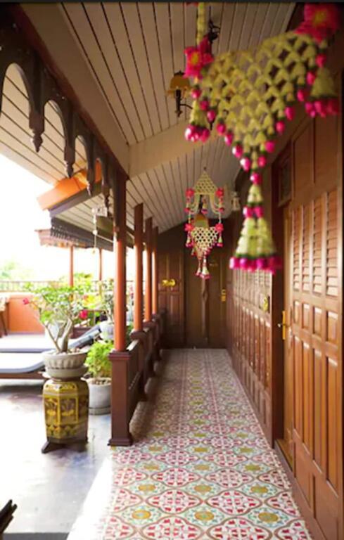 Бангкок: Lamphu Tree House Boutique Hotel