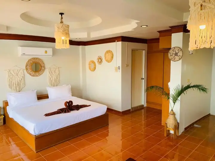 Мэй-Хаад-Бэй: Koh Tao Heritage