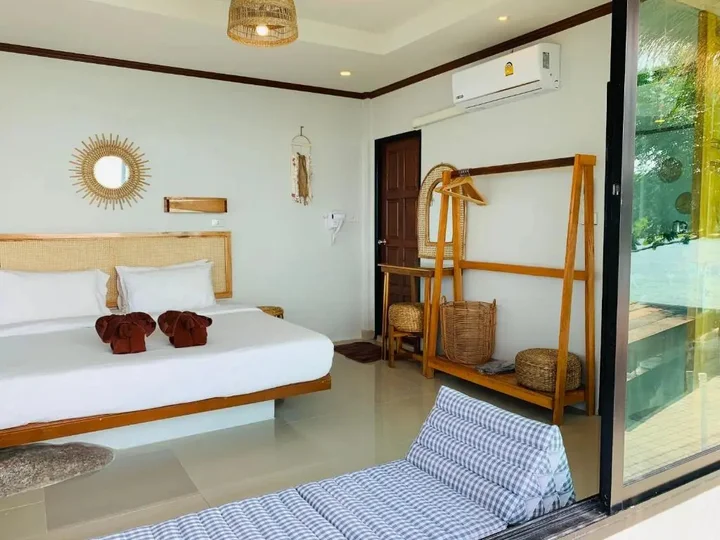 Мэй-Хаад-Бэй: Koh Tao Heritage