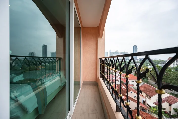 Паттайя: Sonia residence - SHA Extra Plus