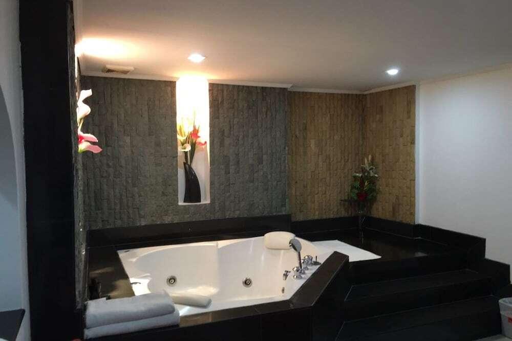 Паттайя: Galaxy Suites