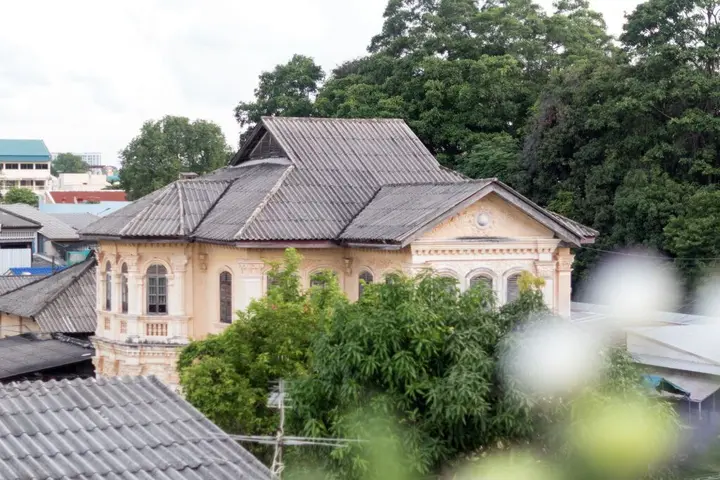 Муанг: Xinlor House