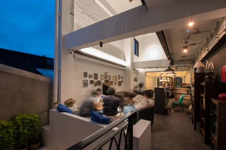 Муанг: Xinlor House