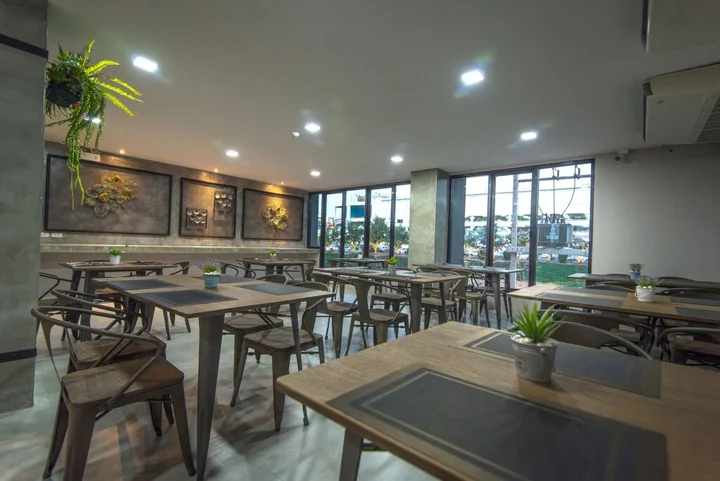 Кхлонг-Янг: De V Loft Hotel