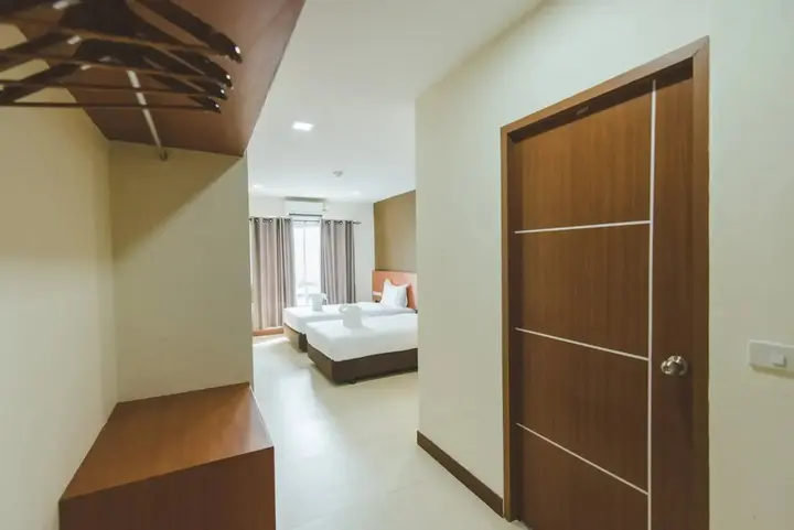Кхлонг-Янг: De V Loft Hotel