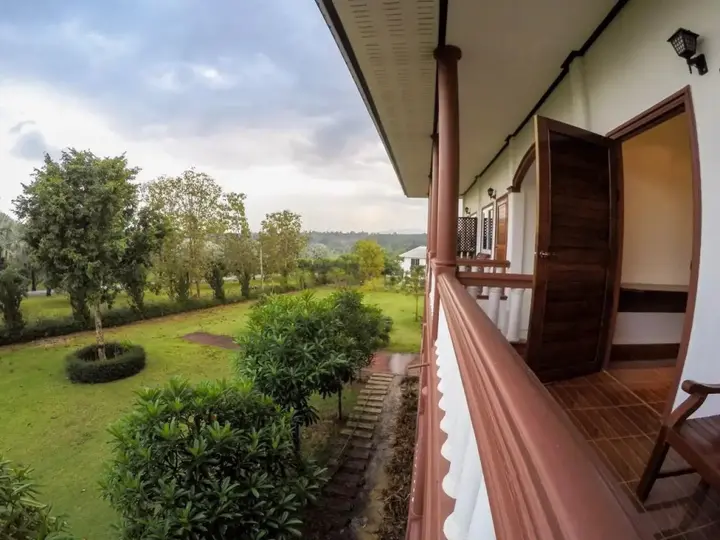 Лоэй: Roongthiwa resort Phurua