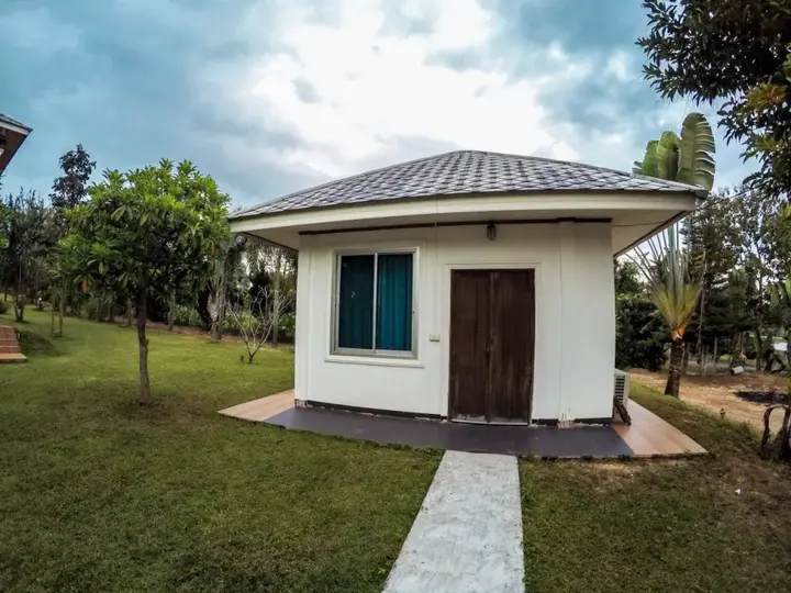 Лоэй: Roongthiwa resort Phurua