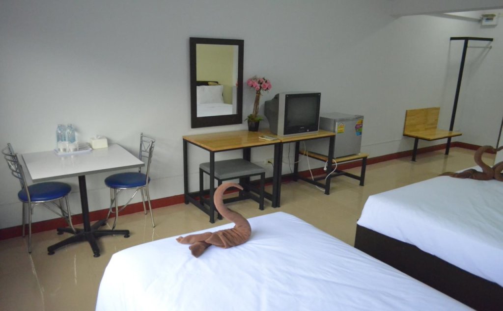 Накхонситхаммарат: Premier Hotel Nakhonsithammarat