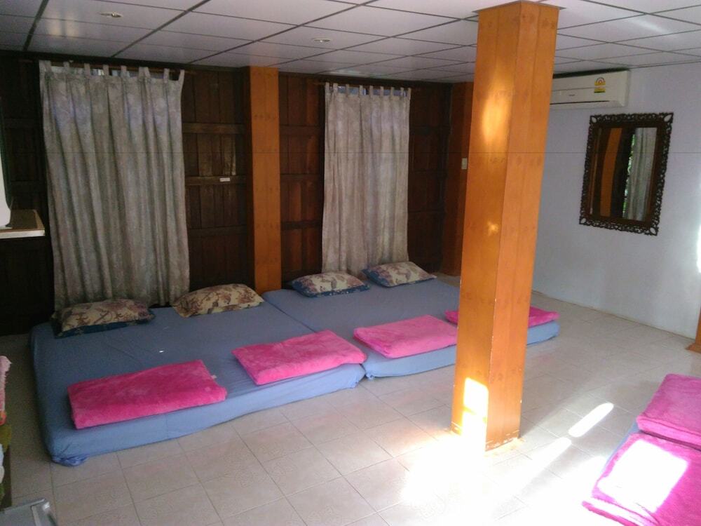Ампхава: RueanPhen Homestay