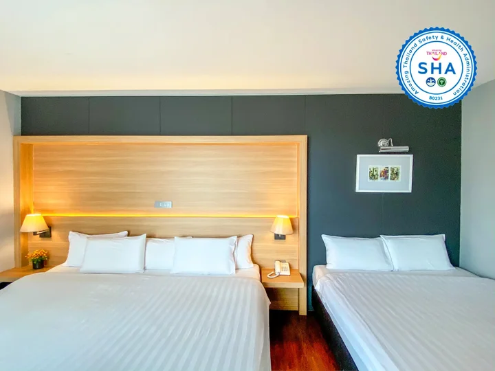 Хатъяй: The Three Hat Yai