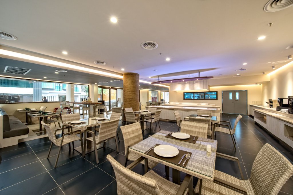 Кату: Hotel Clover Patong Phuket