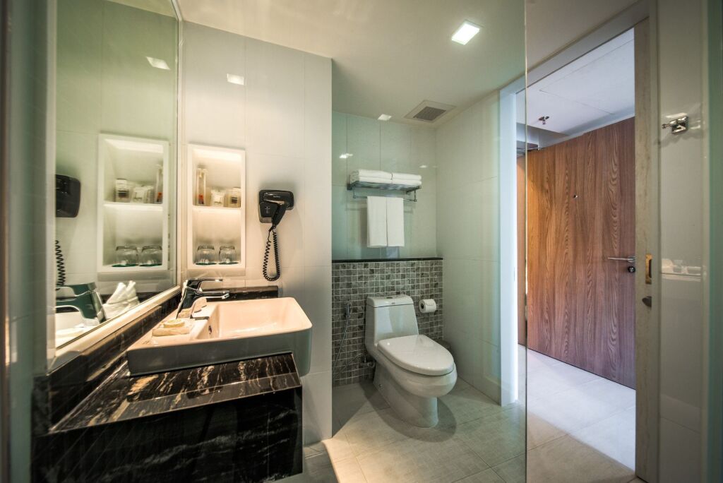 Кату: Hotel Clover Patong Phuket