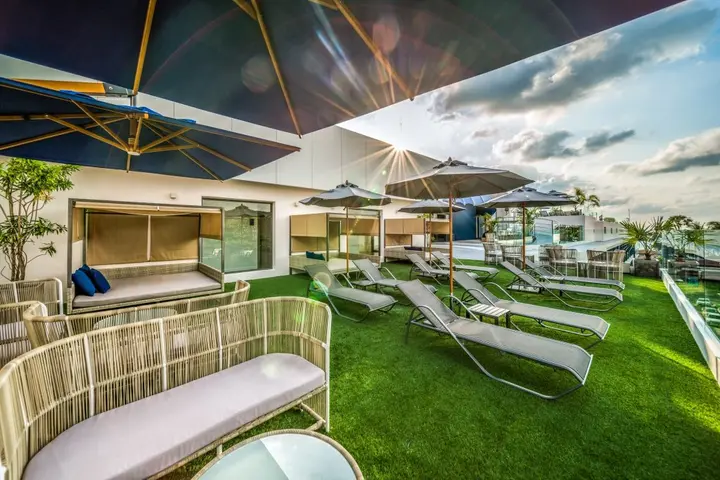 Кату: Hotel Clover Patong Phuket
