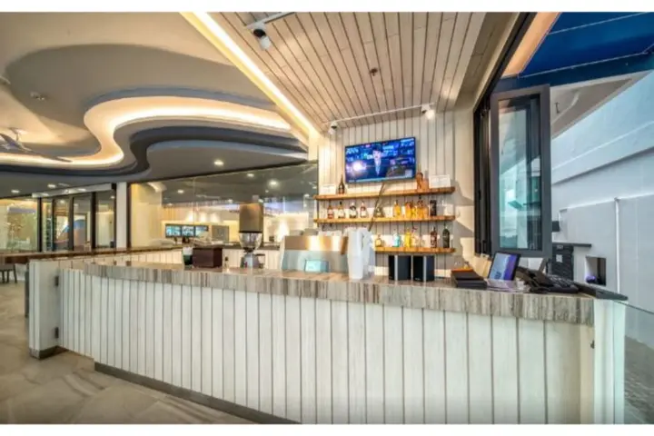Кату: Hotel Clover Patong Phuket