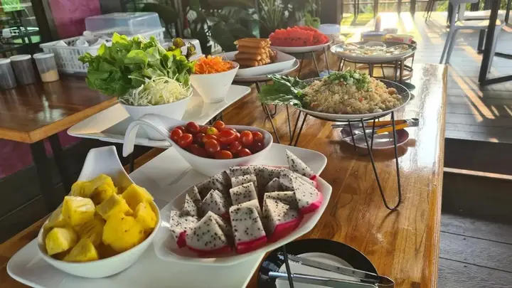 Кхао Пхан: Baan Suan Hill Resort