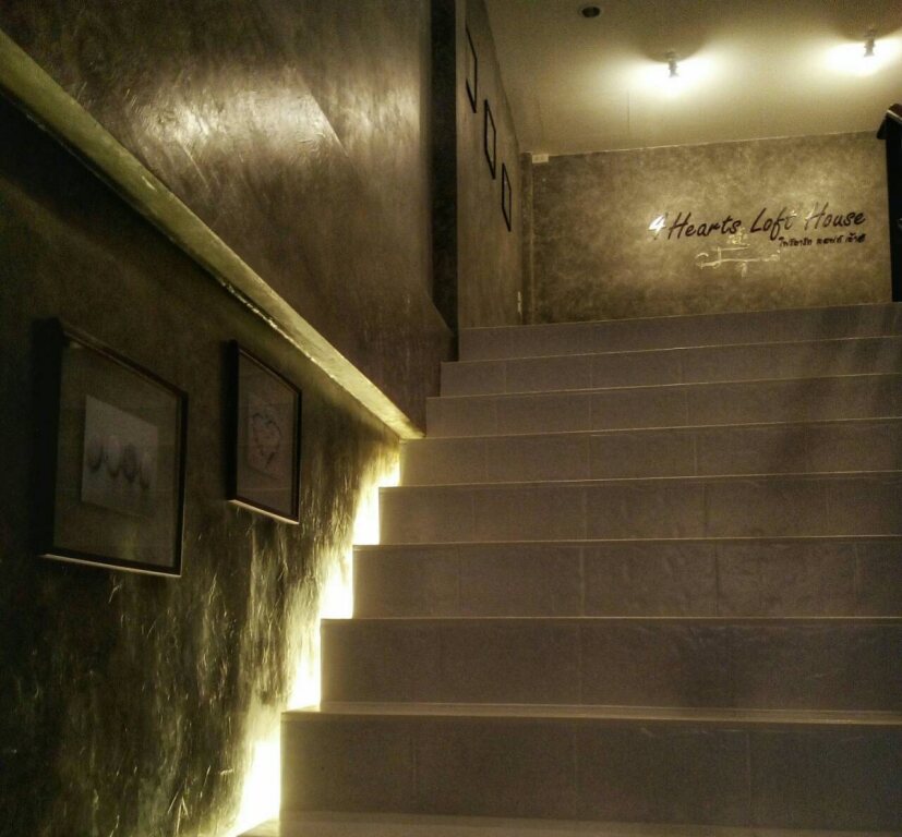 Сураттхани: 4Hearts Loft House