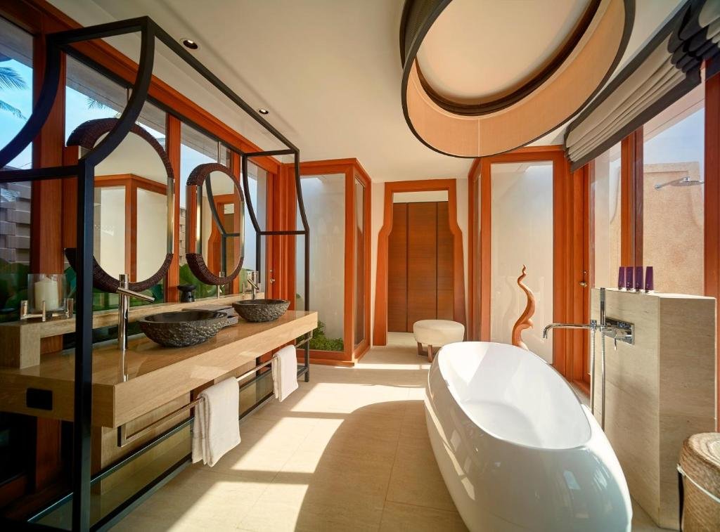 Самуи: The Ritz-Carlton, Koh Samui