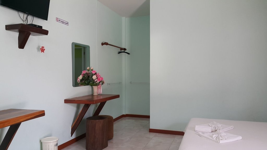Сураттхани: Garden House Resort