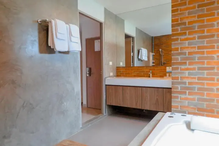 Бангкок: V20boutique Jacuzzi Hotel