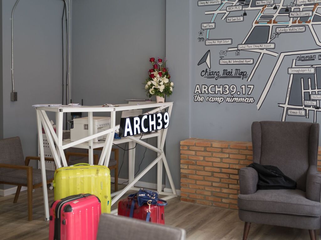 Чиангмай: Arch 39.17 The Camp Nimman