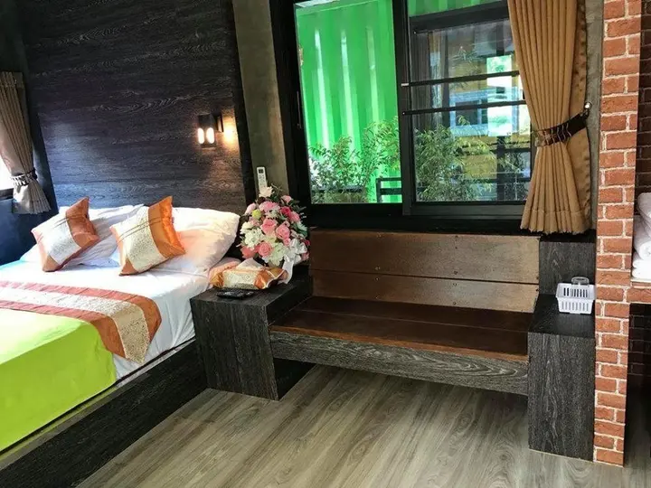 Сураттхани: OYO 1031 Amera Resort