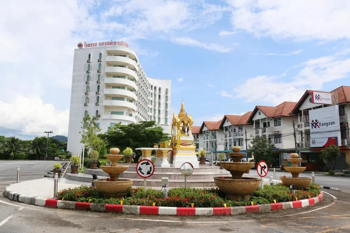 Лансака: Grand Southern Hotel