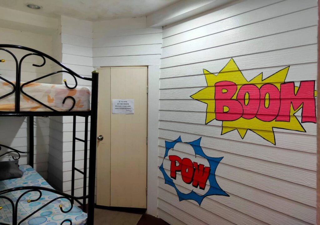 Бангкок: Pop Art Hostel Chinatown