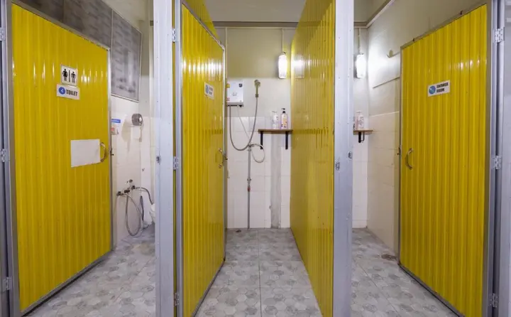 Сураттхани: Toby's Hostel
