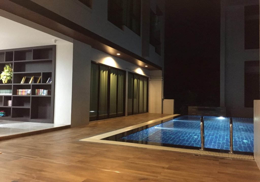 Хатъяй: Luxsna Residence