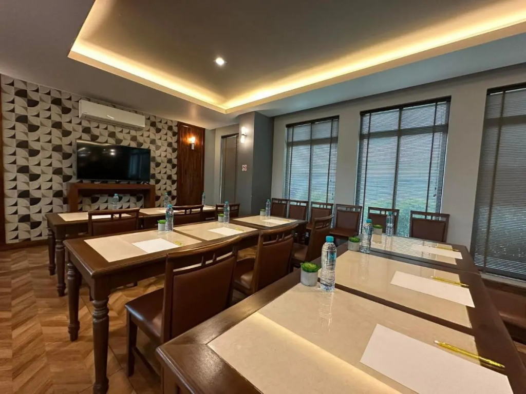 На Чом Тхиан: The Mangrove Hotel