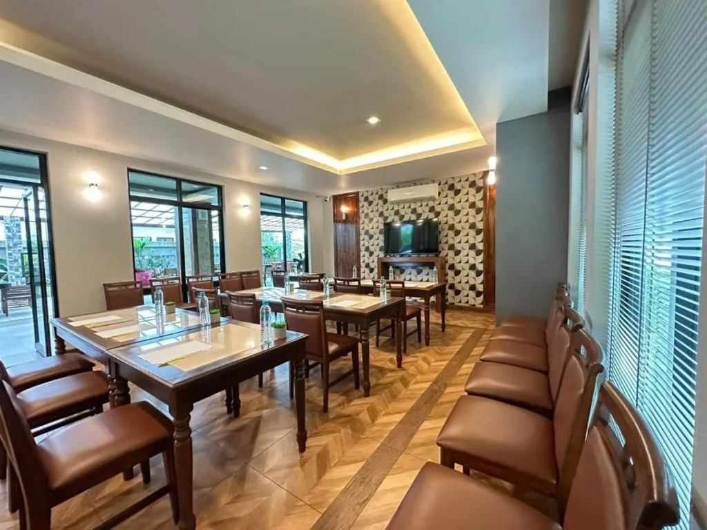 На Чом Тхиан: The Mangrove Hotel