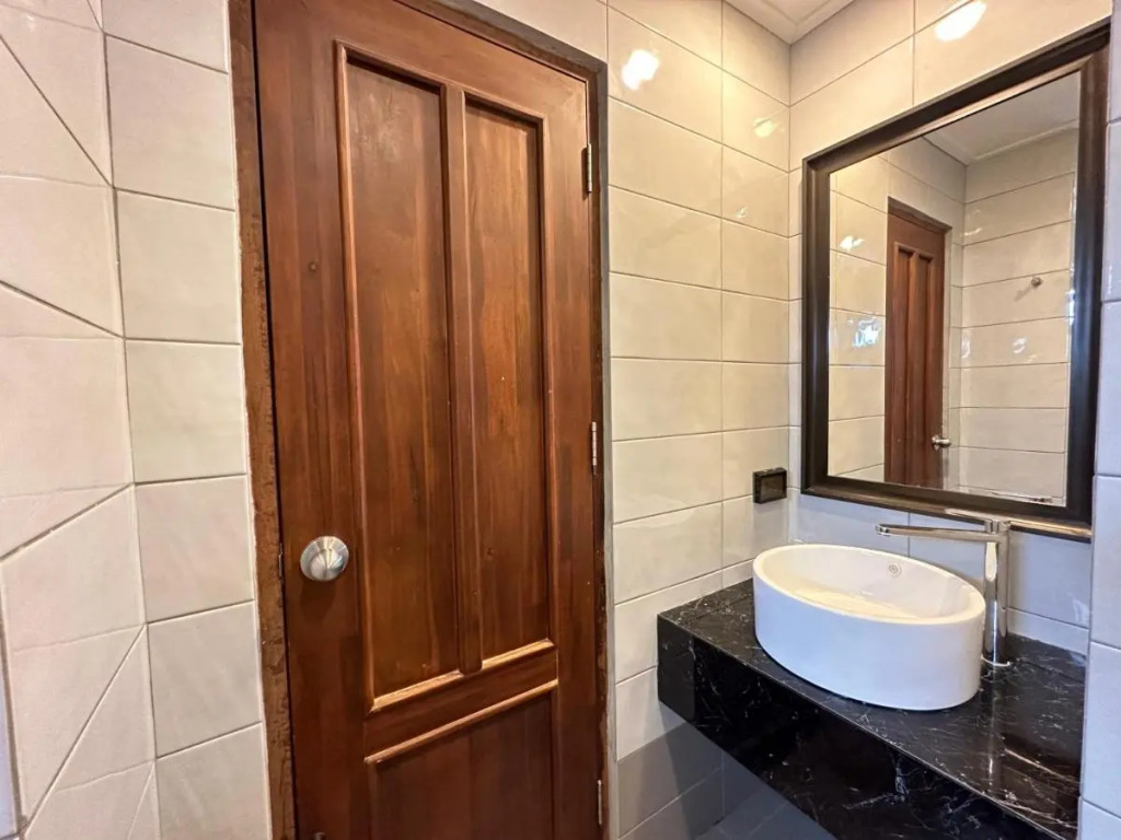 На Чом Тхиан: The Mangrove Hotel