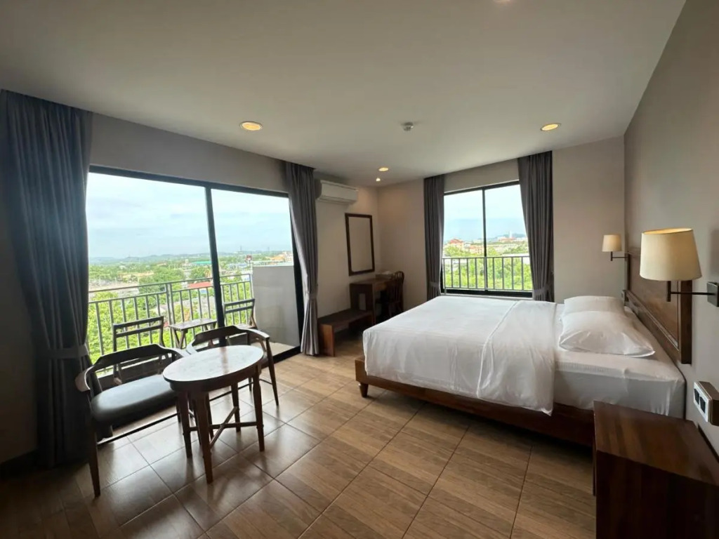 На Чом Тхиан: The Mangrove Hotel