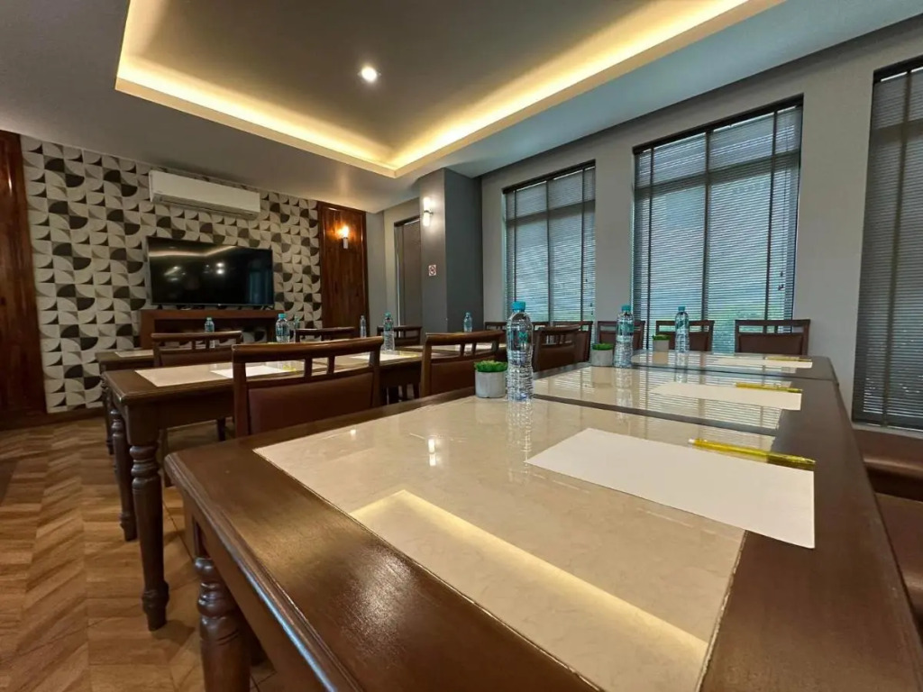 На Чом Тхиан: The Mangrove Hotel