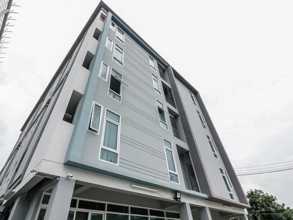 Бангкок: 奈达素坤逸班纳客房酒店(Nida Rooms Sukhumvit 20 Bangna)