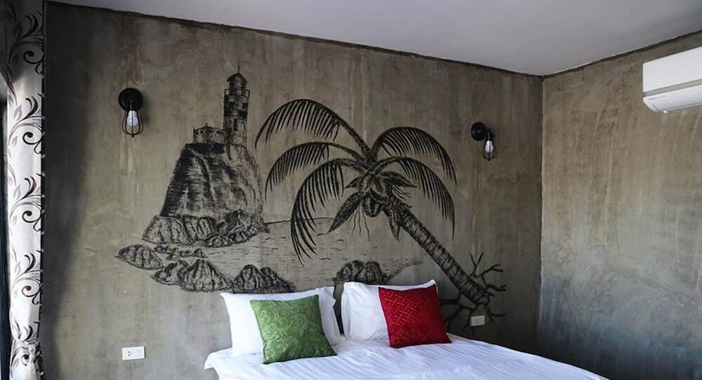 Ко-Лан: Phan Loft Koh Larn