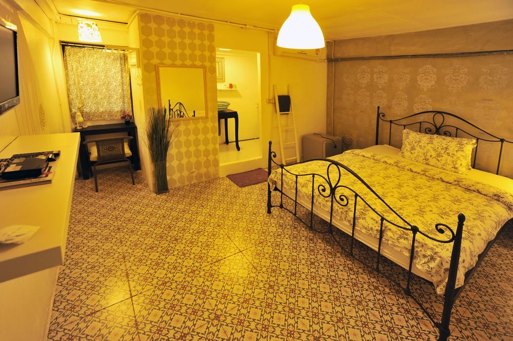 Бангкок: Room @ Bangkok