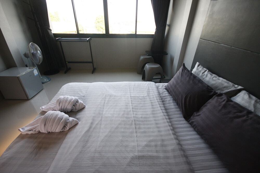 Ко-Лан: Koh Larn Villa Resort