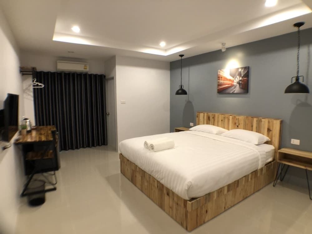 Кхлонг-Янг: Bedsday Korat