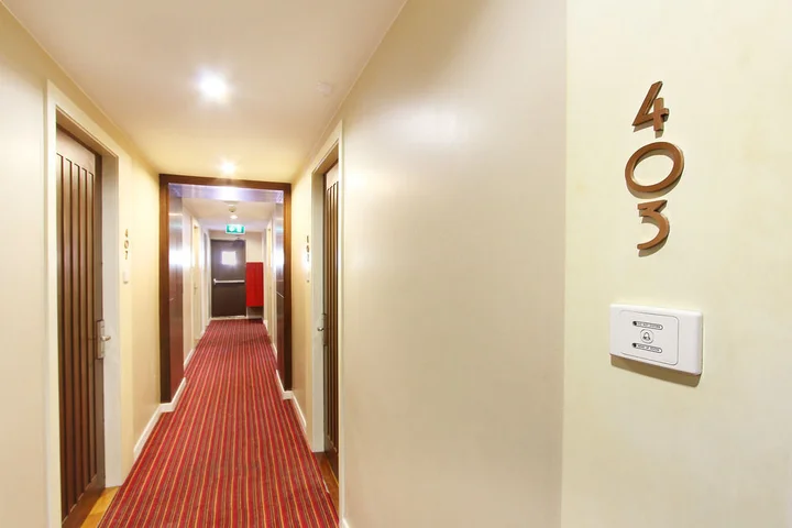 Бангкок: Ballys Studio Suite Silom