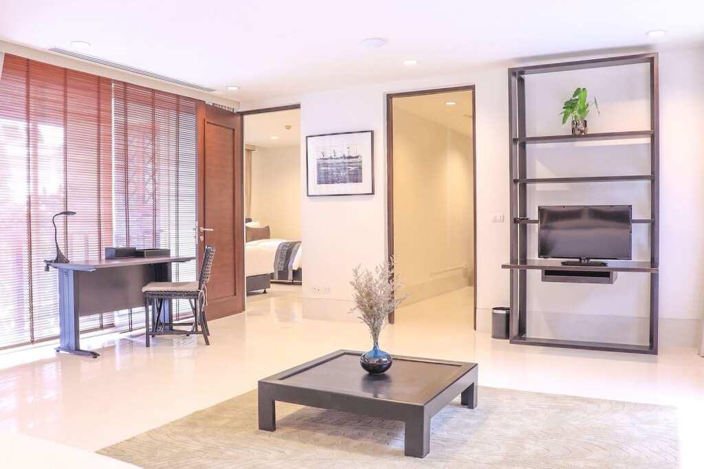 Чаам: The Palayana Hua Hin