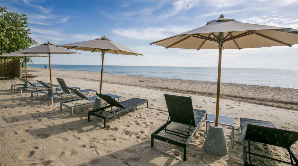 Чаам: The Palayana Hua Hin